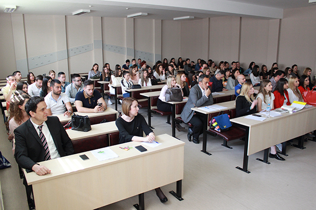 Ekonomski fakultet u Mostaru nastavlja sa svojom tradicijom Studenti master studija uspješno odbranili svoje marketing projekte (2)