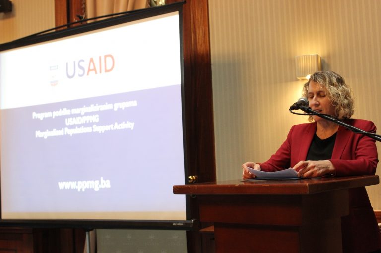 potpisivanje ugovora USAID2