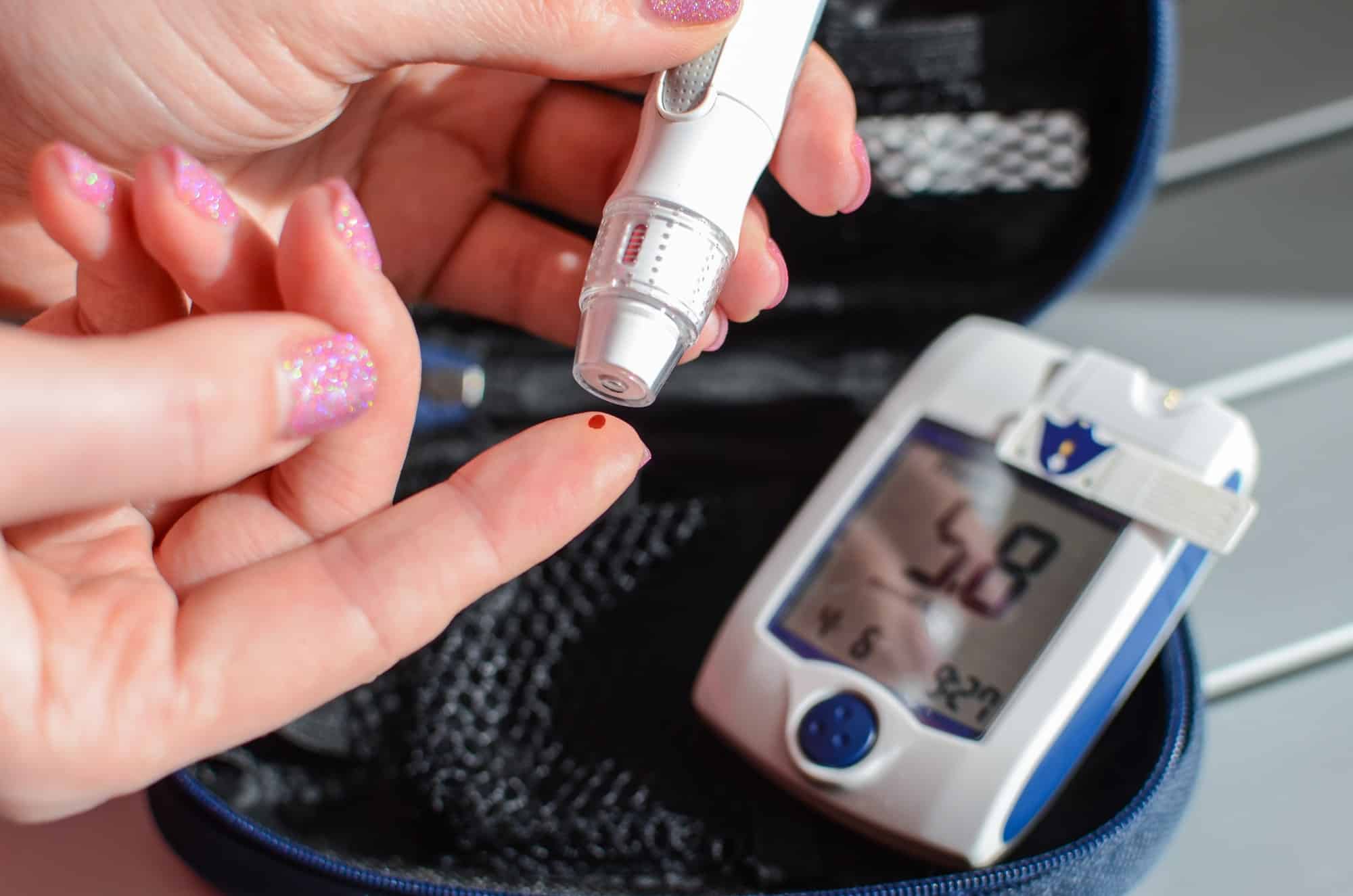 blood glucose meter diabetes diagnosis