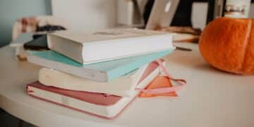 study books / student life / notebooks