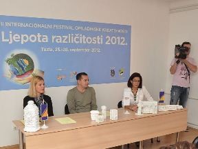 Sa press konferencije u Tuzli, foto: tip.ba